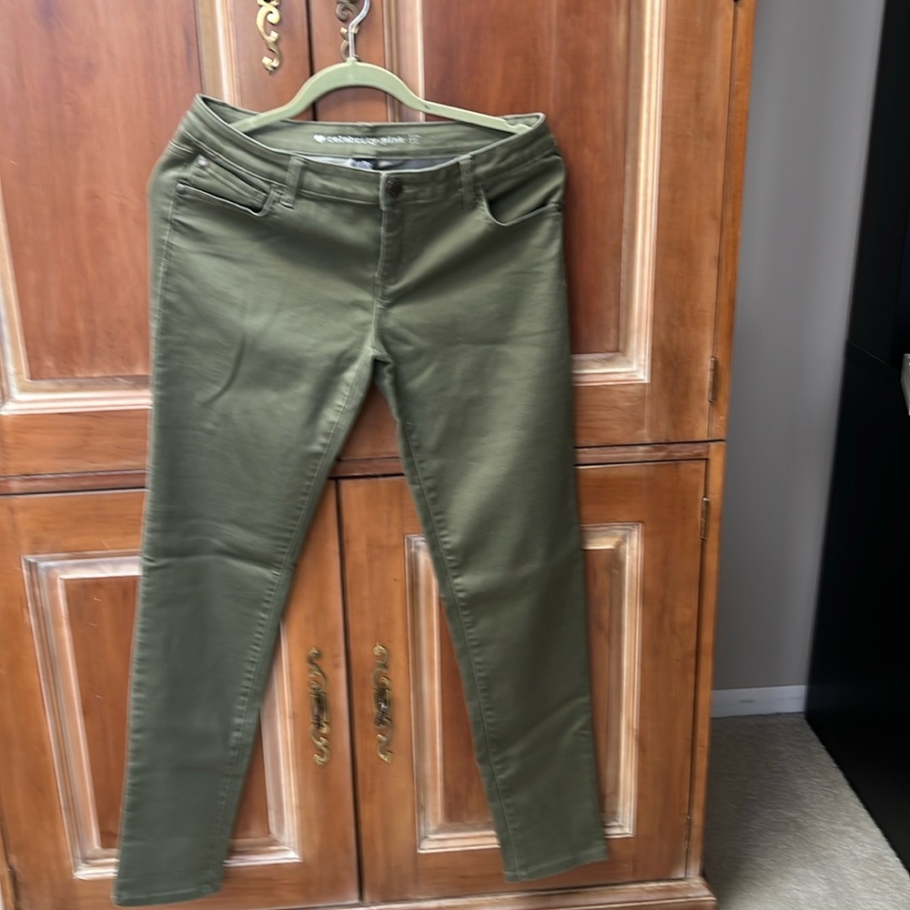 Celebrity pink army green jeans size 11